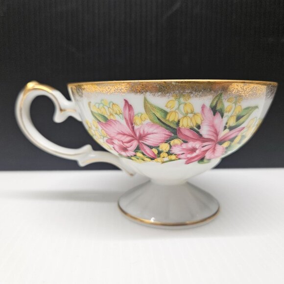 Shafford Bone China Pink Orchids Footed Teacup and Saucer With Gold Trim japan - Picture 4 of 8